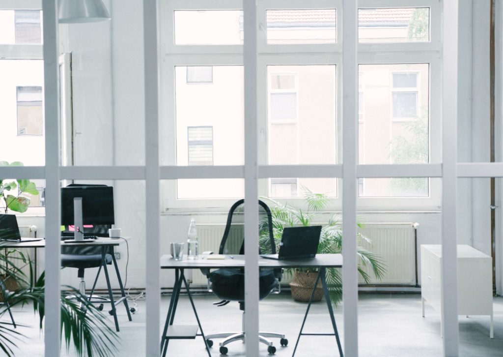 Sewa Ruang Kantor Furnished di Jakarta