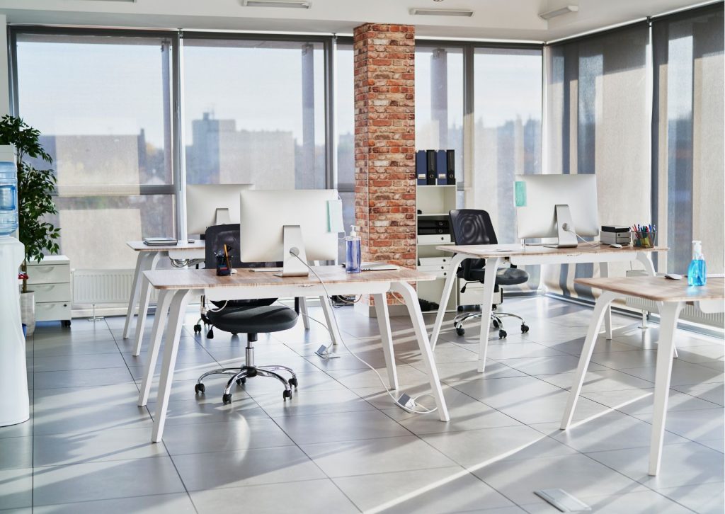 sewa ruang kantor per tahun